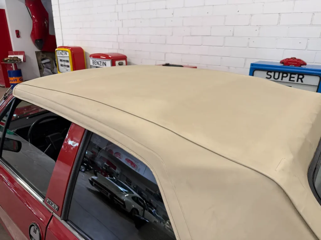 Fiat Ritmo 85 Cabrio Sicht auf geschlossenes Verdeck