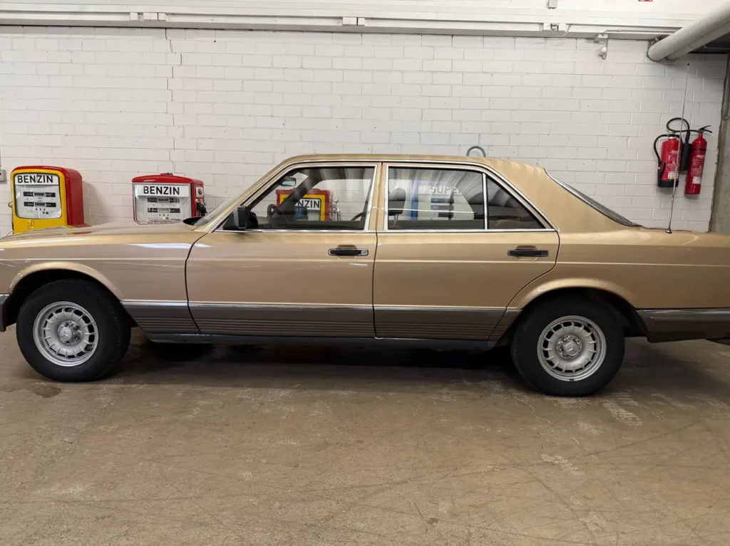 Mercedes Benz 280 SE W126