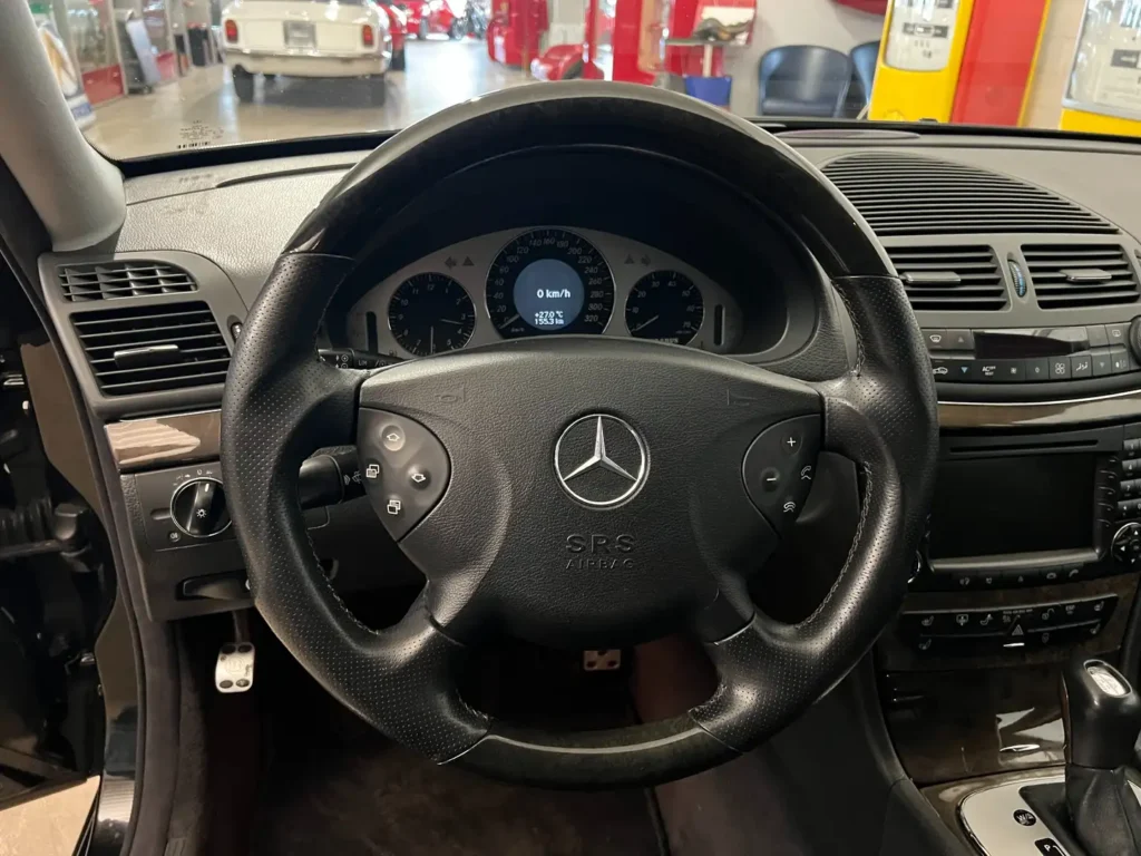 Mercedes-Benz E 500 Brabus Lenkrad