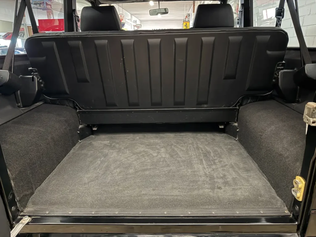 Mercedes Benz G 280 GE Kofferraum Teppich
