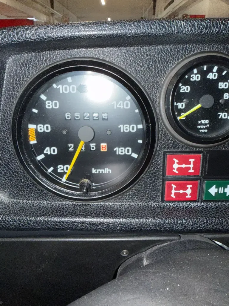 Mercedes Benz G 280 GE Tachometer