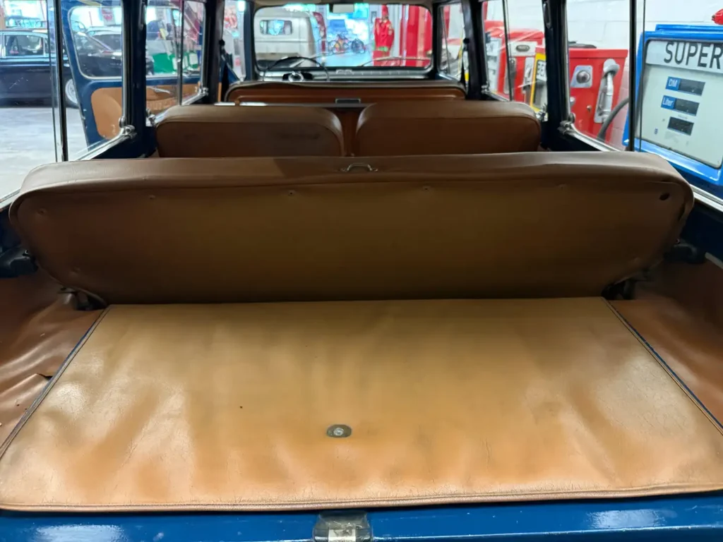 Fiat 850 Familiare Bus 1966 Bild von Hutablage.