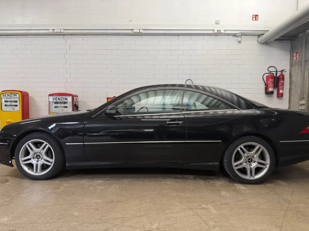 Mercedes Benz CL 55 AMG Coupe V8 Seitenansicht.