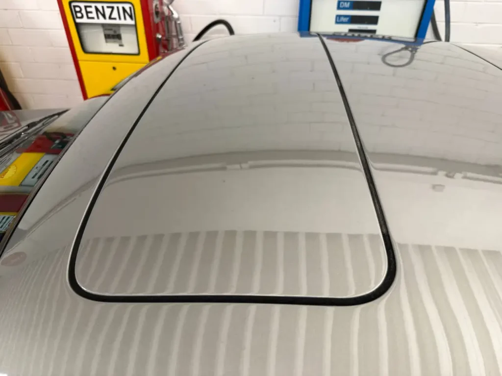 Porsche 928 Automatik S4 1990 Sicht auf Schiebedach aussen.
