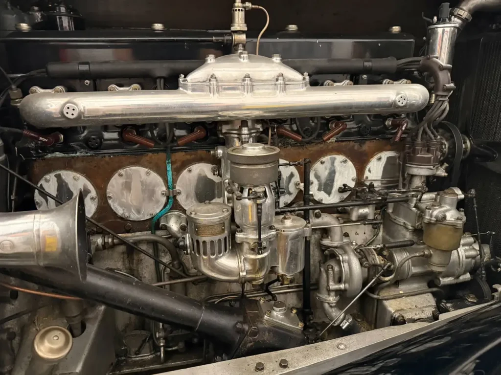 Rolls-Royce Phantom II 1933 Foto von 6 Zylinder 7.7 Liter Motor.