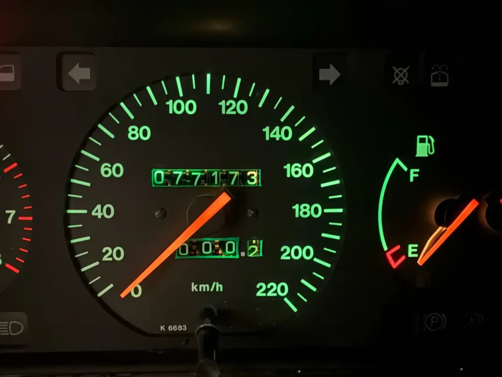 Mercedes-Benz CL 500 Foto vom Tachometer.